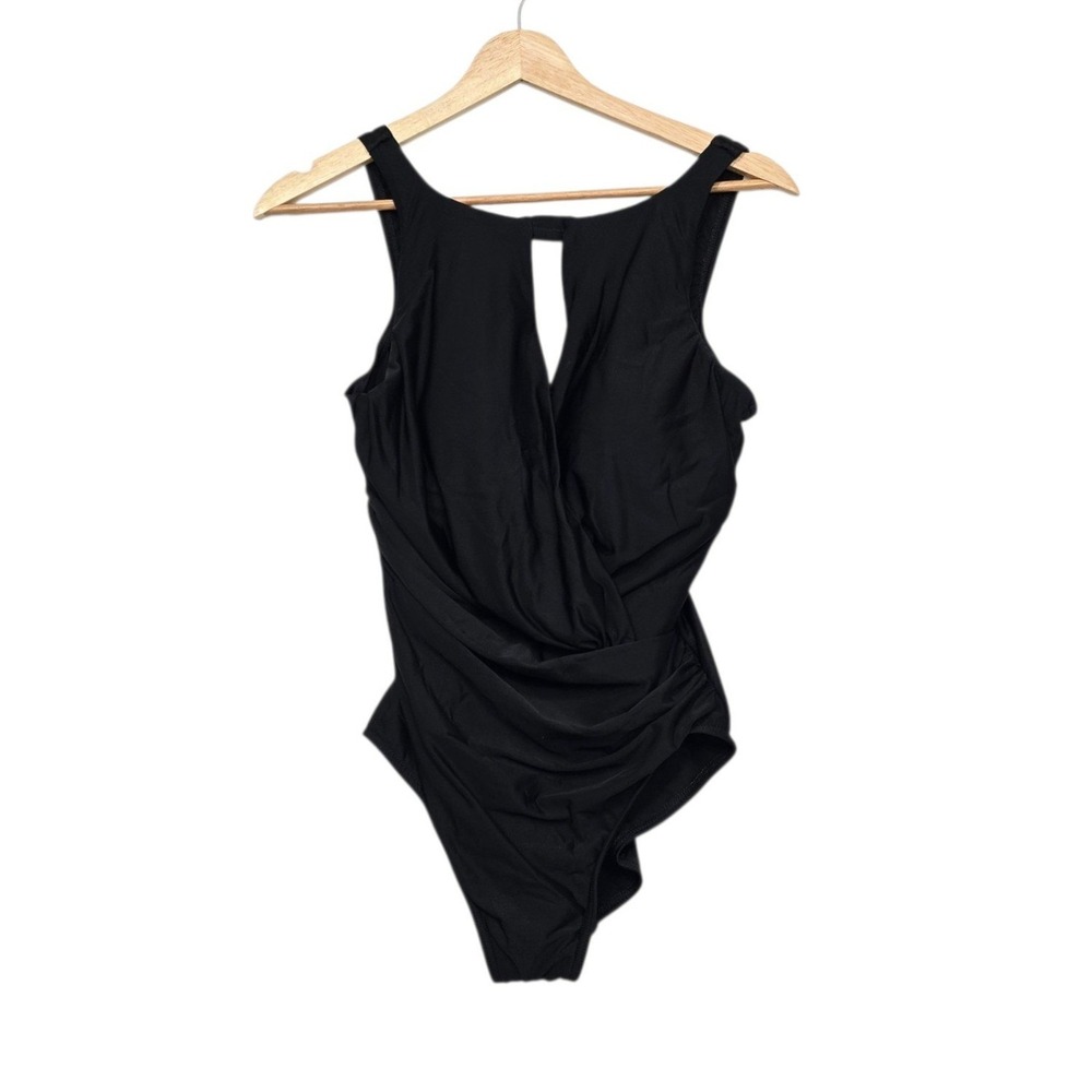 Miraclesuit Womens Black Ruched Surplice One Piece Swimsuit Tummy Control Small